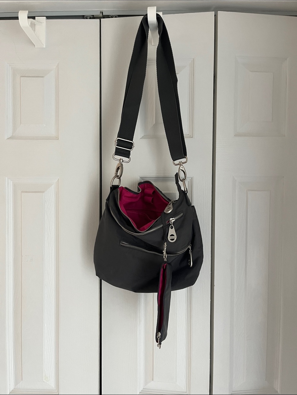 Baggalini gray  Women’s Shoulder Bag with Pink Interior